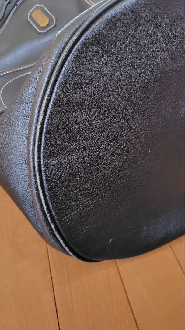 フェラガモ ボストンバッグ 黒 本革
