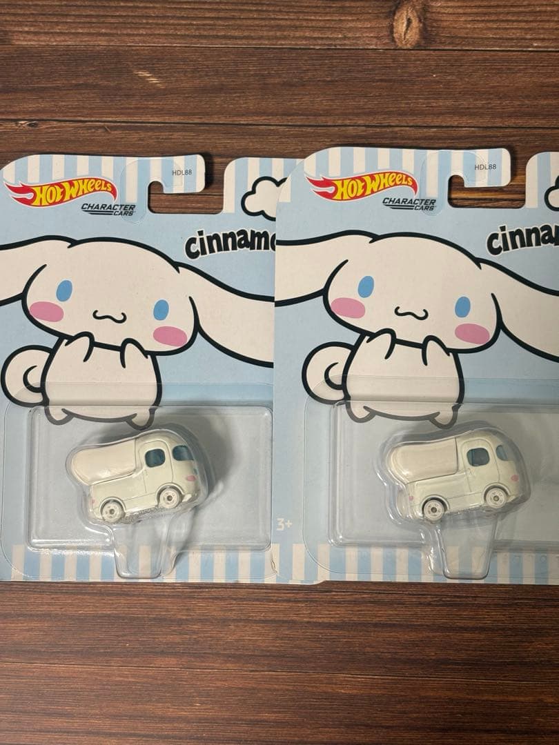 【新品】Hot Wheels サンリオ キャラクターカー 8個まとめセット限定品