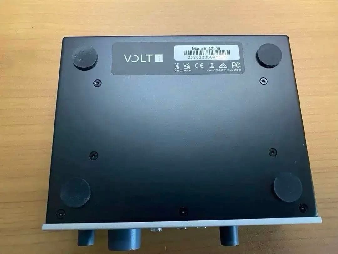 M*様 UNIVERSAL AUDIO / VOLT 1 (美品)