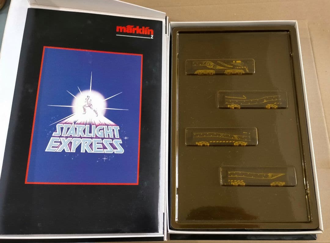 メルクリン　STARKLIGHT EXPRESS Zゲージ 4両セット
