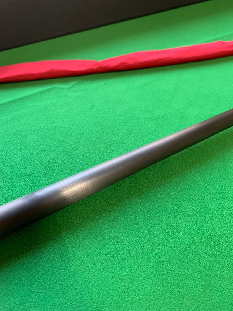 ほぼ新品　cuetec シナジー wavy 12.5 ビリヤード