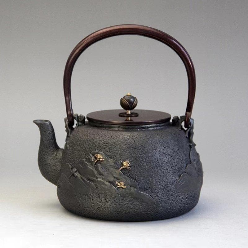 鋳鉄製黒色鉄瓶 鶴と人形の浮彫り 老鉄瓶 提梁壺★未塗装鉄器 1.3L