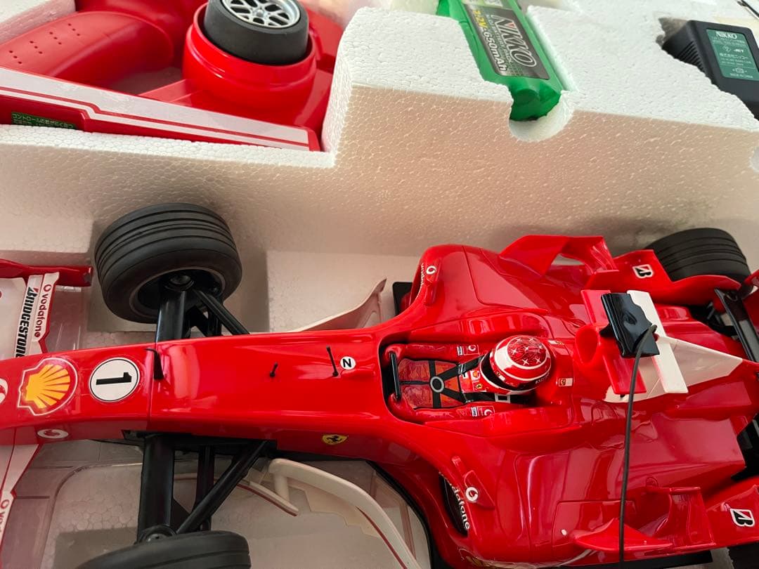 R/C フォーミュラ エボリューション シリーズ　F2005 1：14スケール