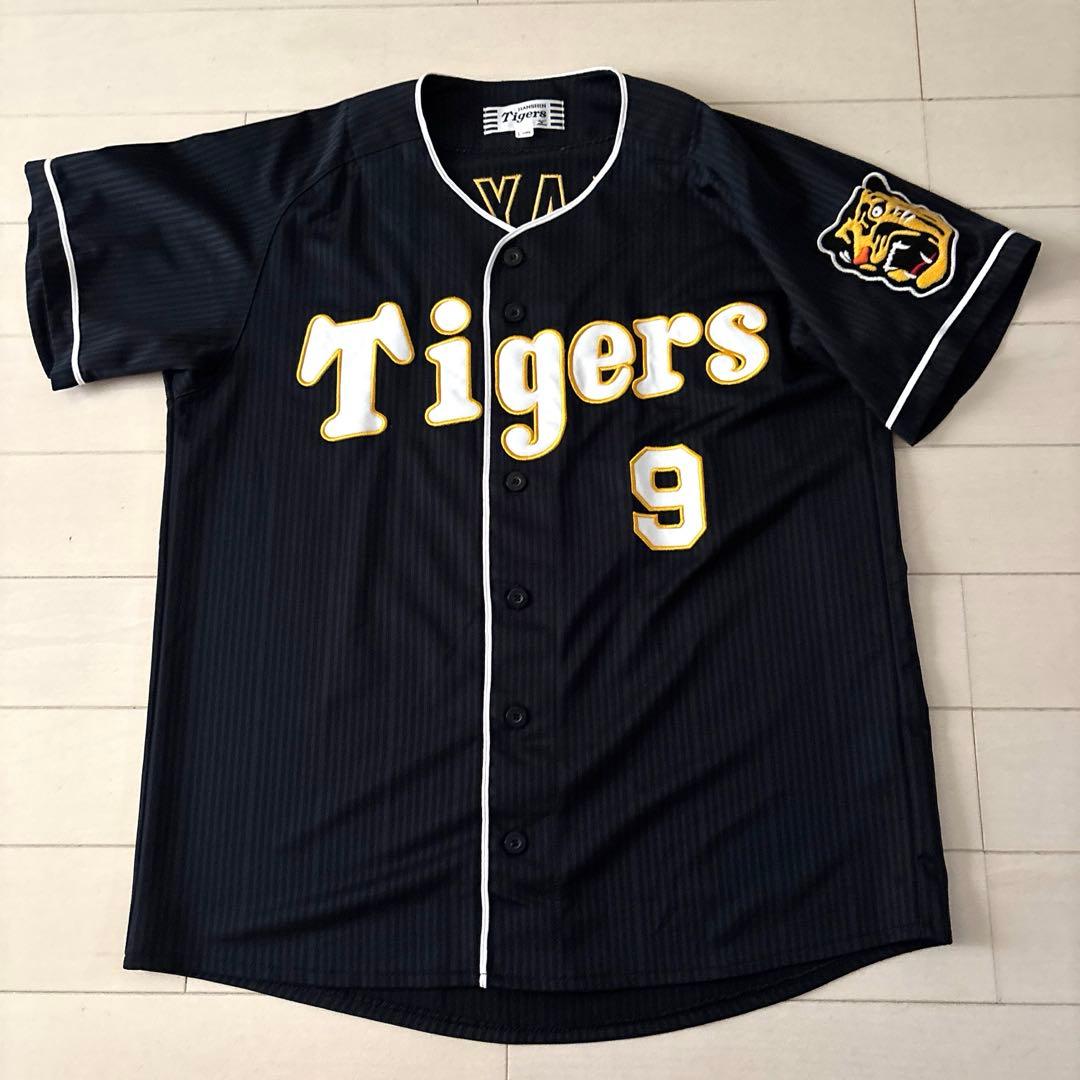 阪神タイガース　復刻レプリカユニフォームＬ（未使用に近い）&応援Ｔシャツセット