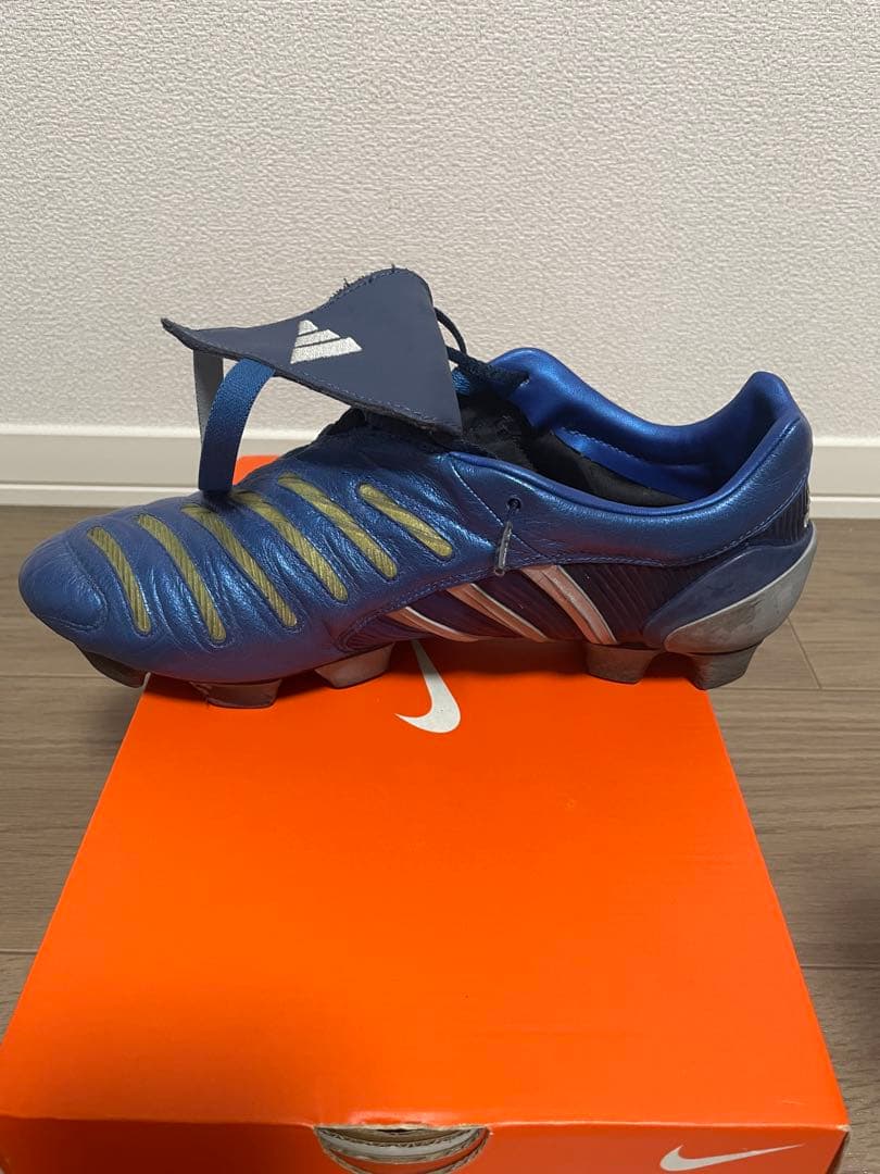 adidas プレデターパルスHG 27.5cm