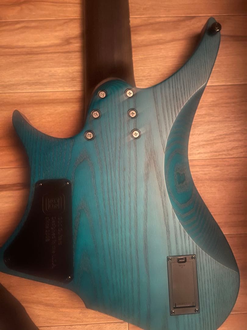 goc ヘッドレス8弦ギター