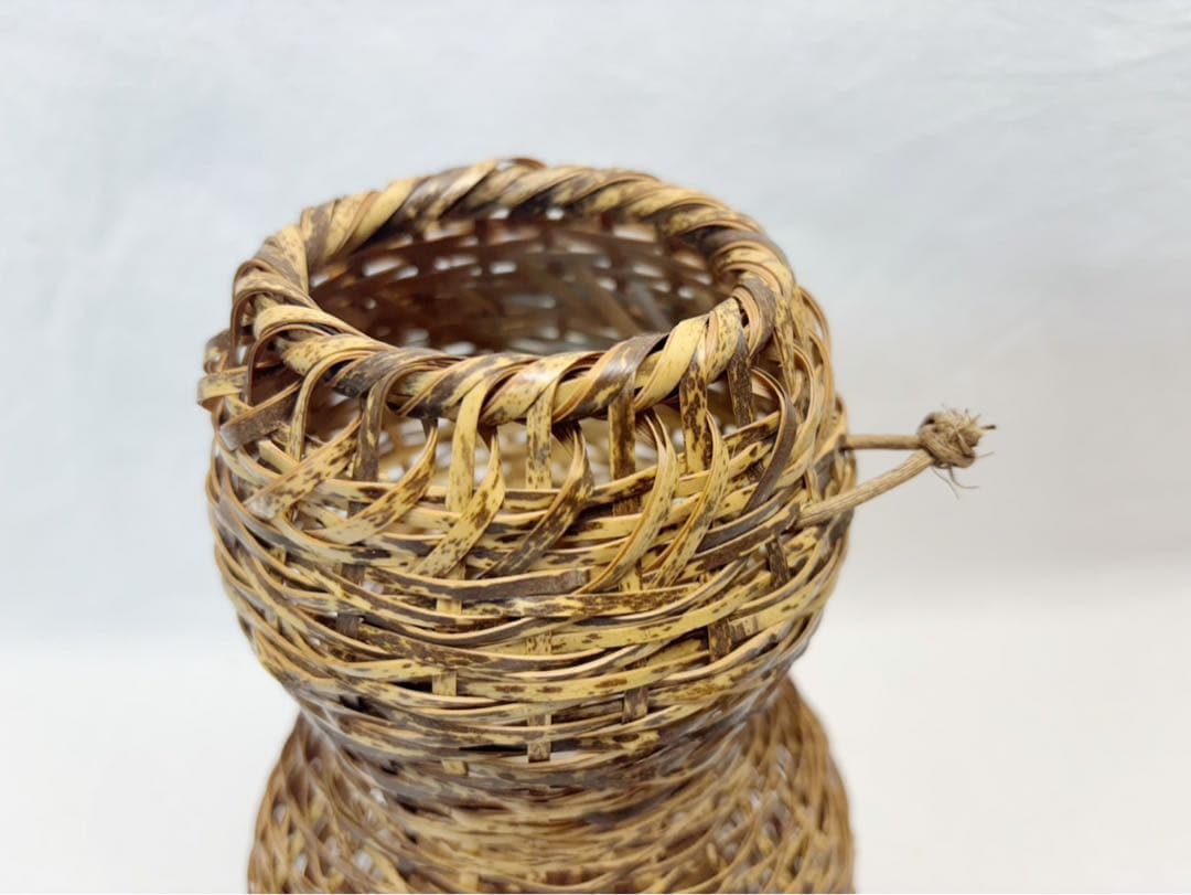 未使用 華道具 斑竹 瓢箪形 竹花入 掛置兼用 竹おとし付き 竹工芸 竹篭