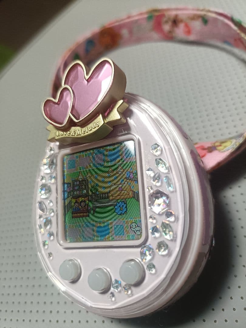 たまごっちピース　ピンク　Tamagotchi P's