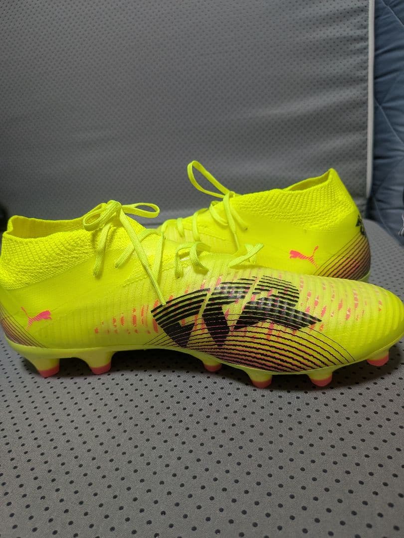 PUMA FUTURE8プロHG/AG サッカーシューズ （25.5cm）