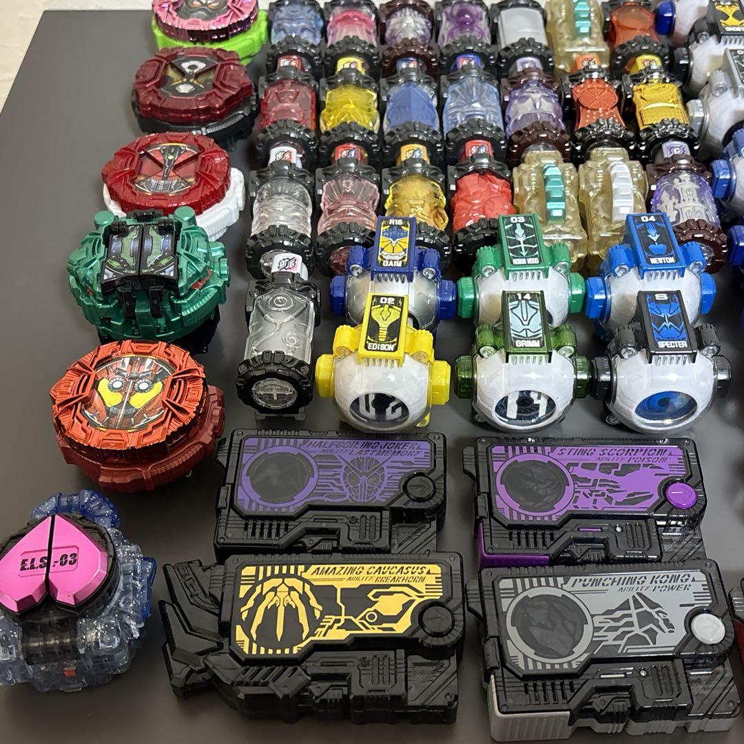 仮面ライダー　ゼロワンドライバー　等　パーツ　まとめ売り