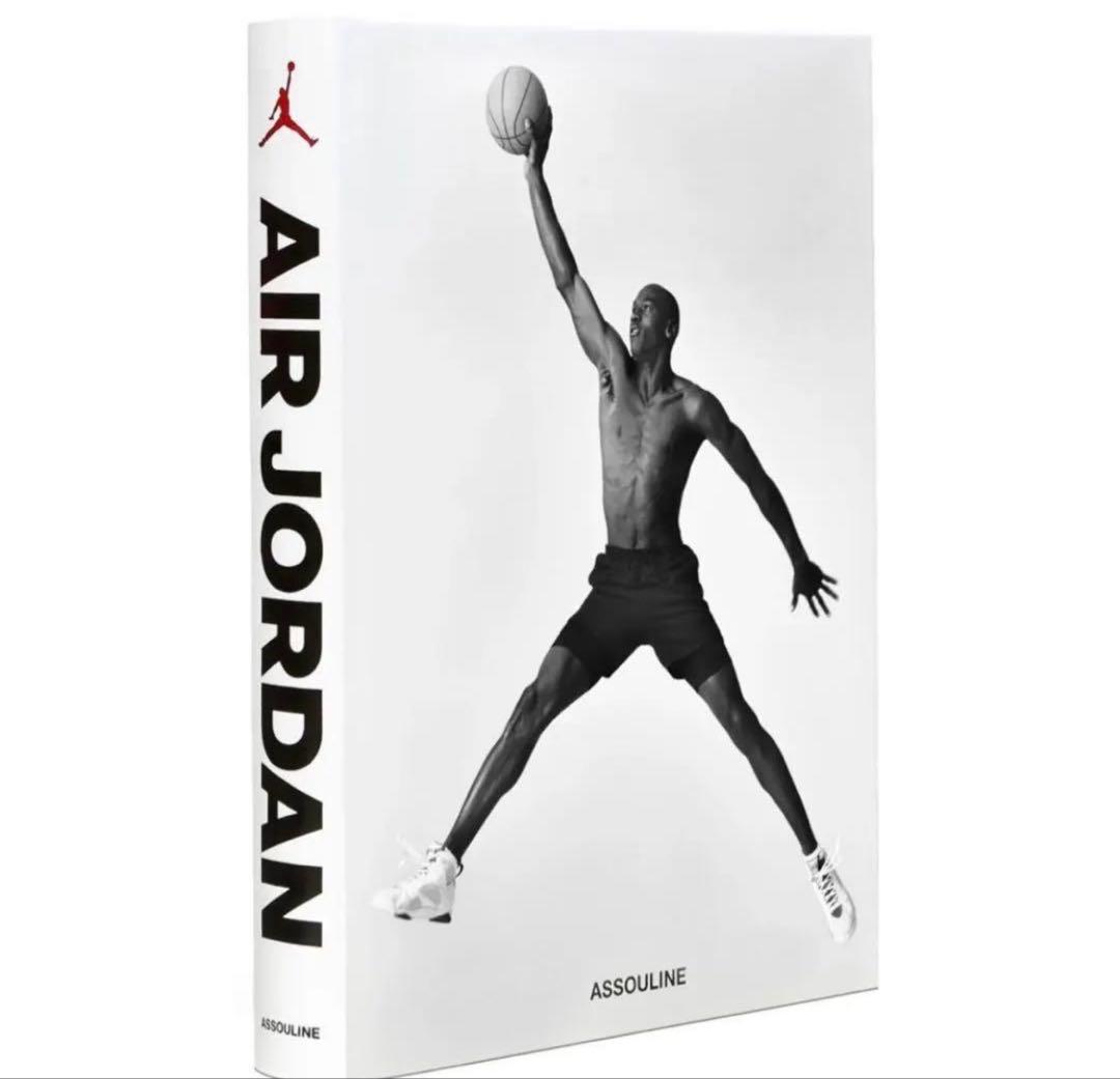 新品未開封　Air Jordan × Assouline Classic 本