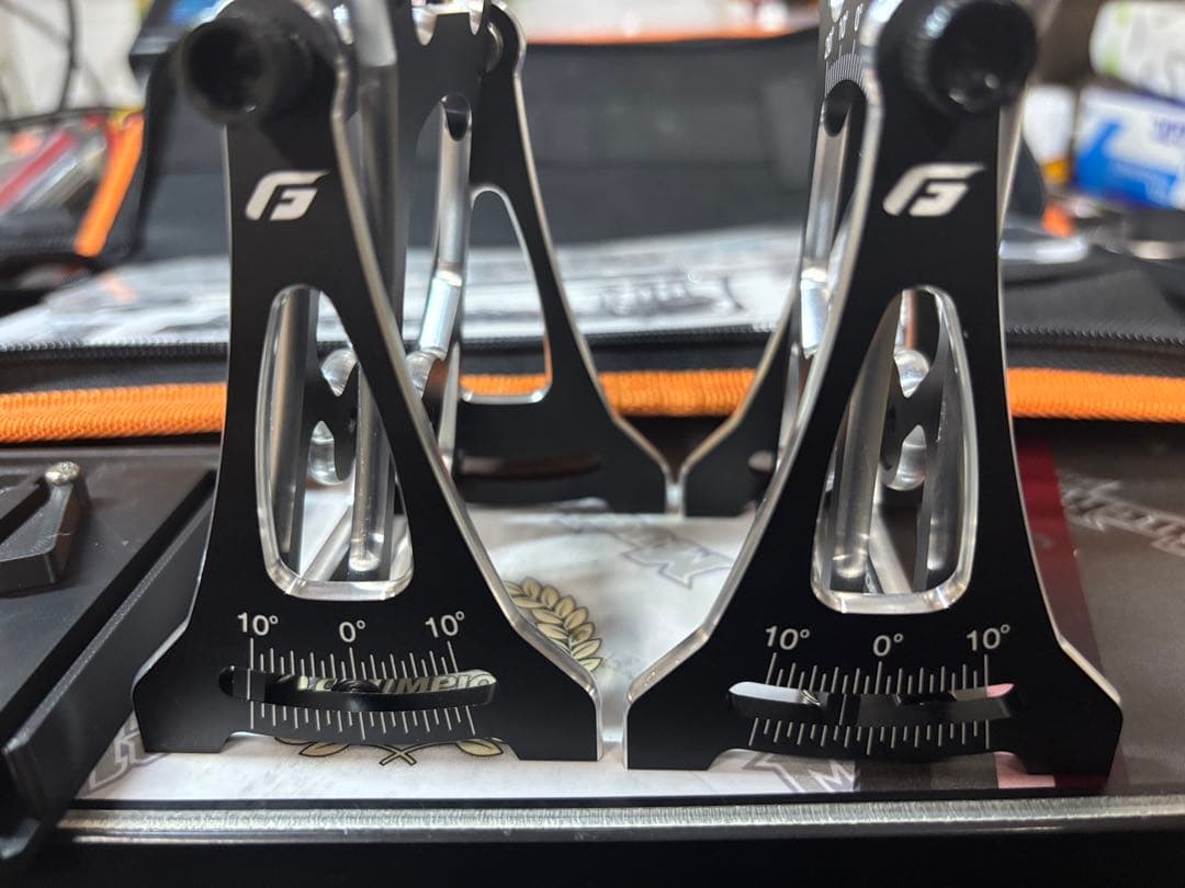G-FORCE Setup System V2 1/10 ツーリング　スタンド付