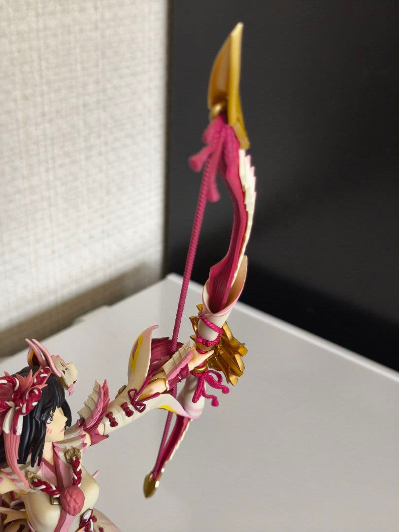 ミツネシリーズ女性ガンナー1/7スケールフィギュア