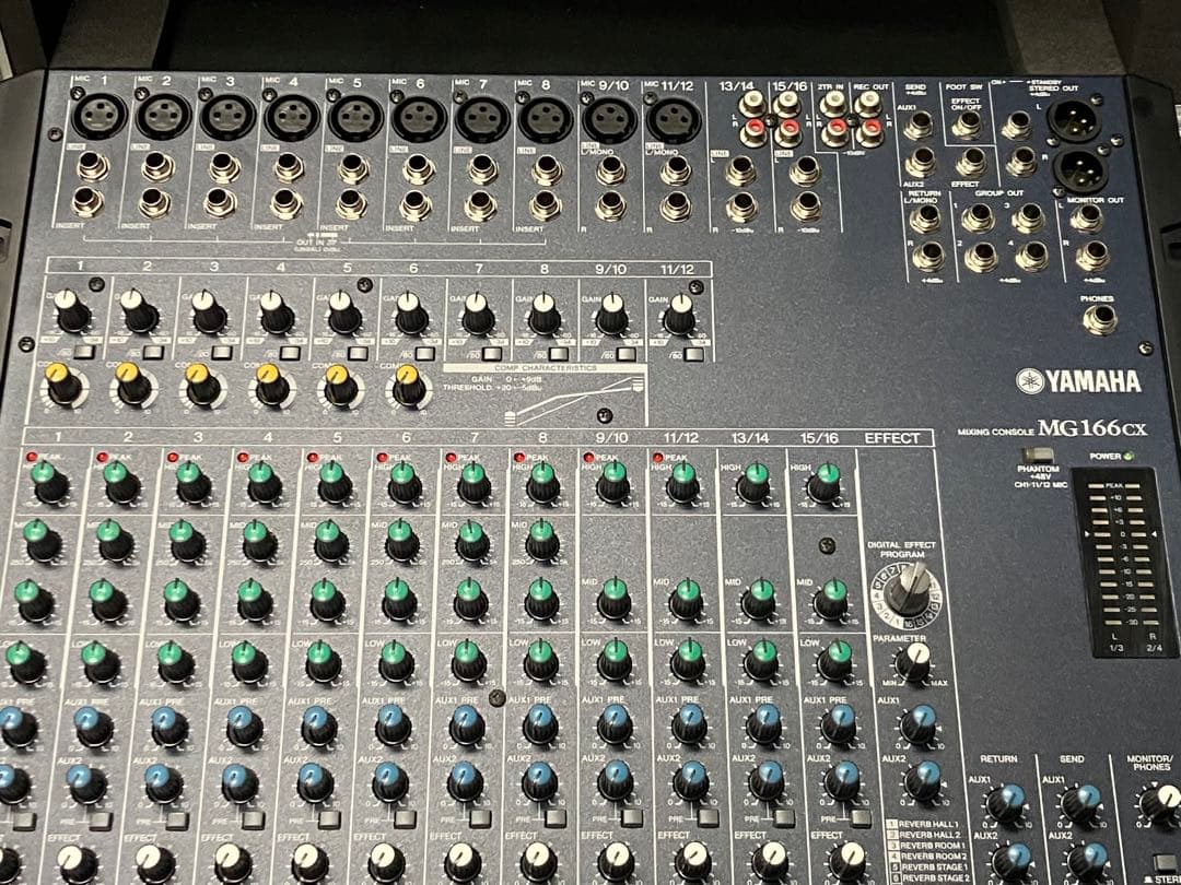 ケース付、美品、YAMAHA MG166CX アナログミキサー 16ch