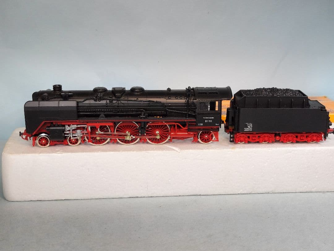 ハ*ナ様 ROCO 04119a BR01　蒸気機関車　HO