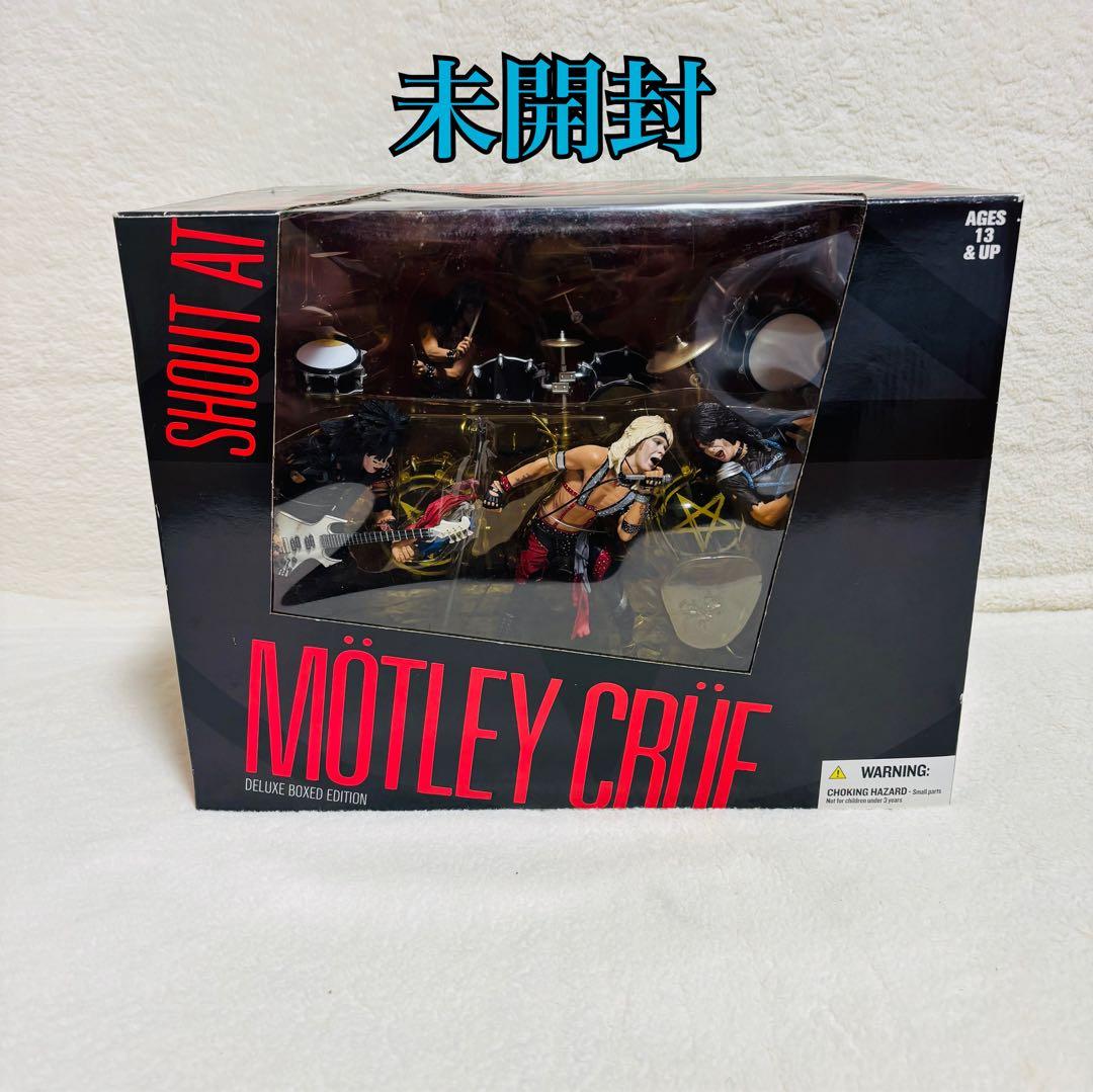 マクファーレントイズ モトリークルー SHOUT AT THE DEVIL