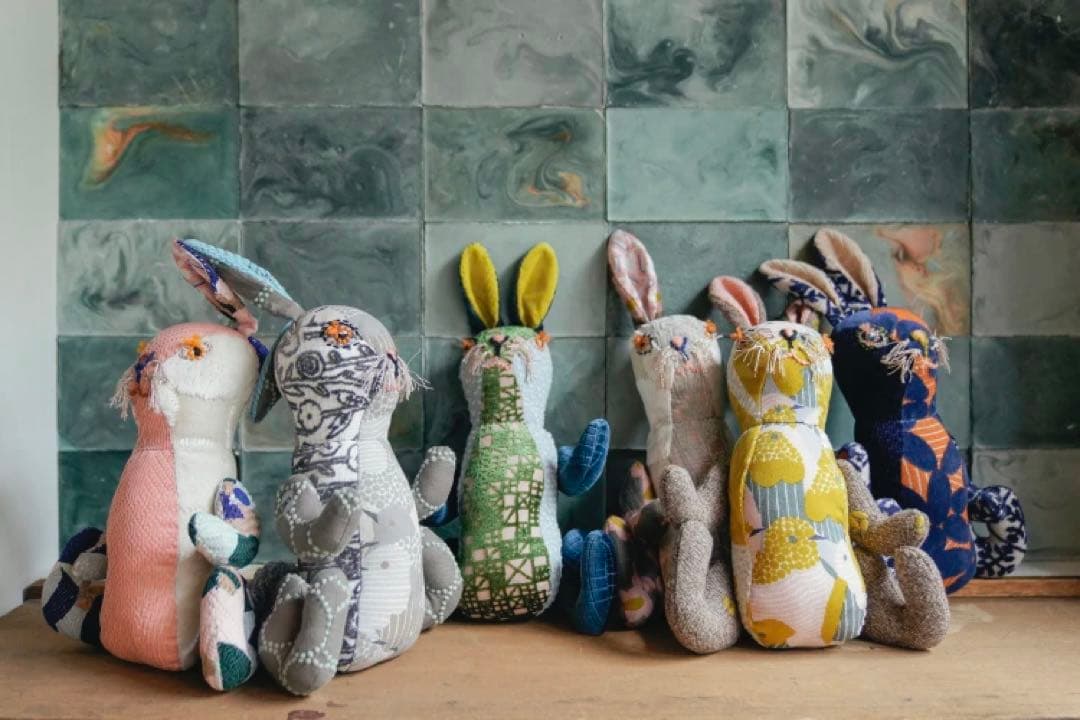 ミナペルホネン × ナタリーレテ　Animal dolls ウサギ POMPON