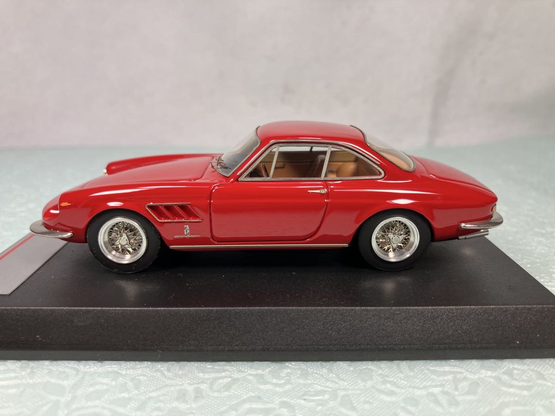 BBR フェラーリ330GTC ストリート　1966年　レッド