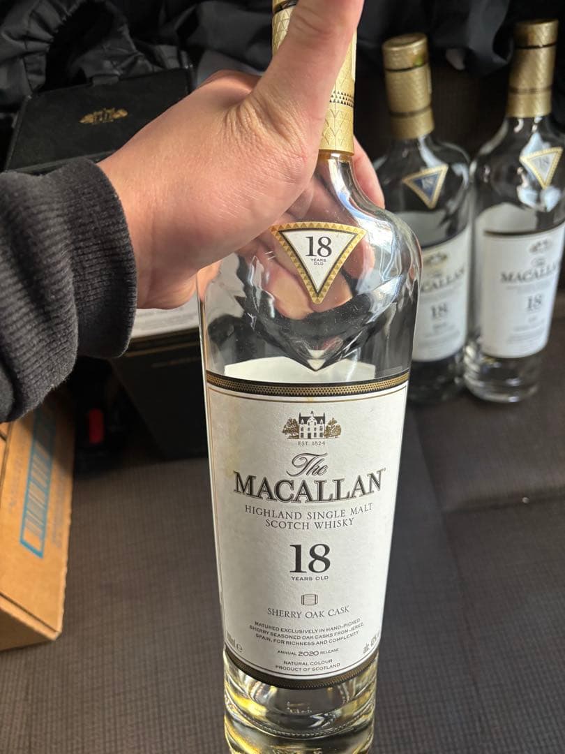 山﨑18年 2本白州18年響21年100周年1マッカラン 18年 3 箱1 空瓶