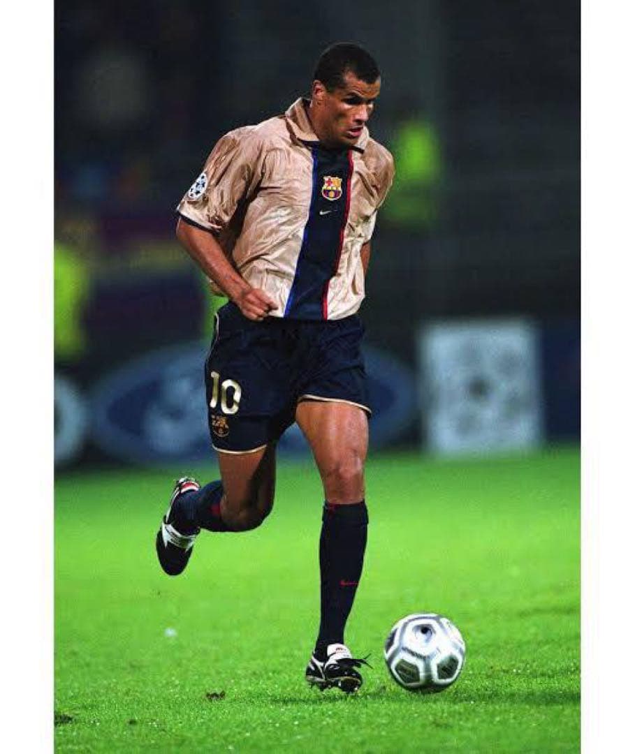 2001-02 FCバルセロナ アウェイユニフォーム