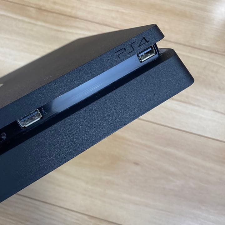 【美品】　SONY PlayStation4 CUH-2100A