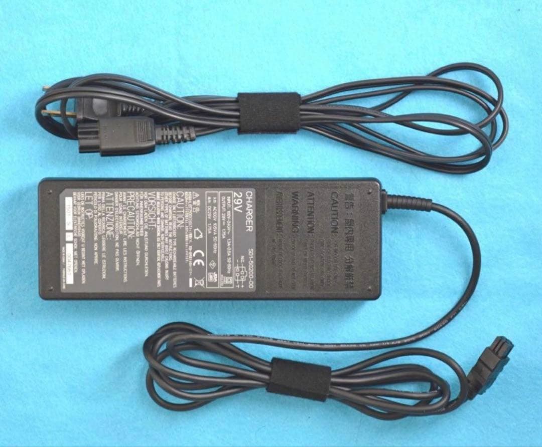 サンスター技研　⭐️電アシ自転車バッテリー充電器⭐️新品箱入り⭐️入手困難品