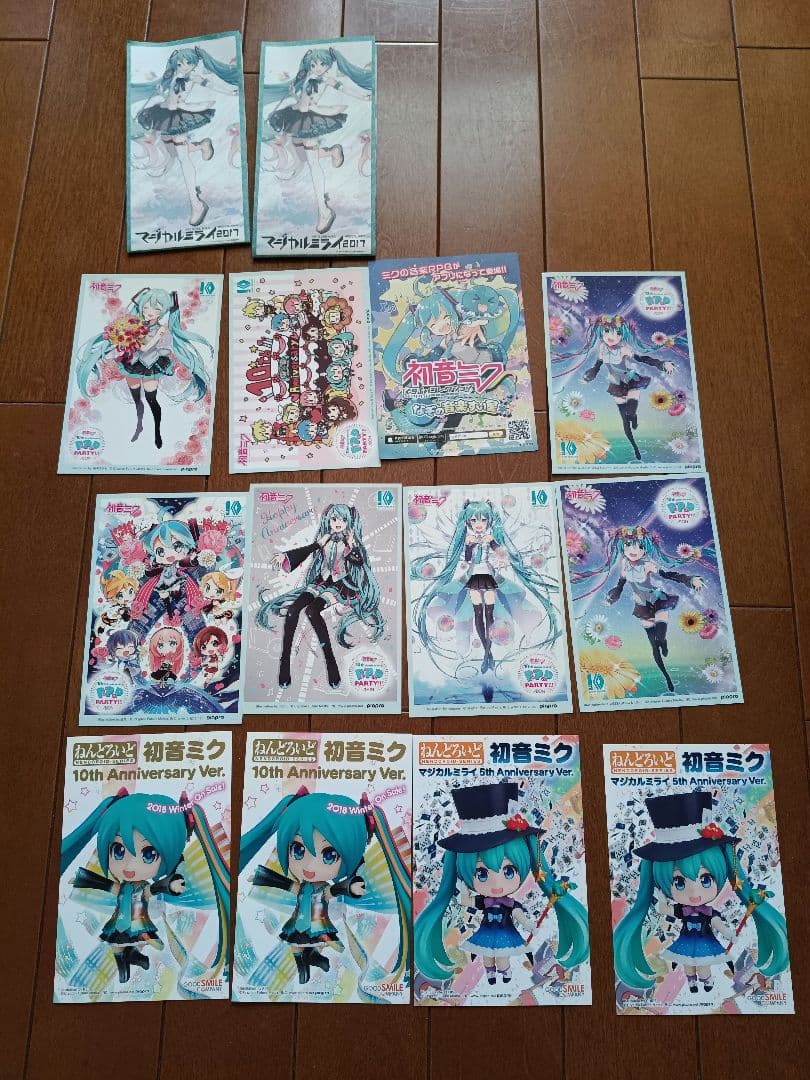 初音ミク フィギュア バッジ ポストカード セット