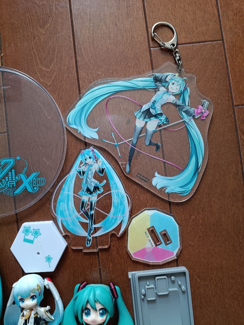 初音ミク フィギュア バッジ ポストカード セット