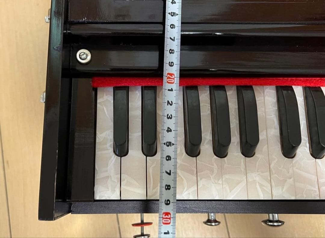 ハルモニウム harmonium