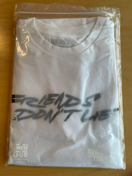 fwenclub ストレンジャーシングス futura フィギュア＆Tシャツ