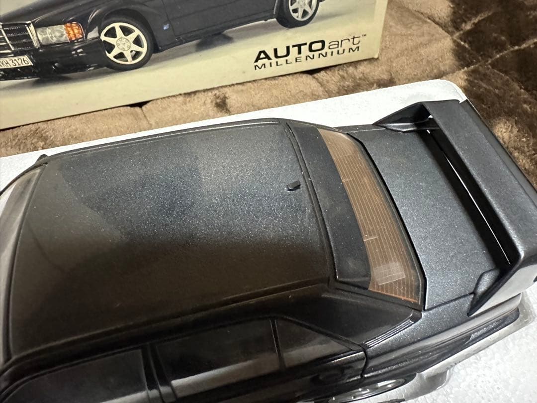 ミニカー Mercedes-Benz 190 E 2.5-16 Evolution II