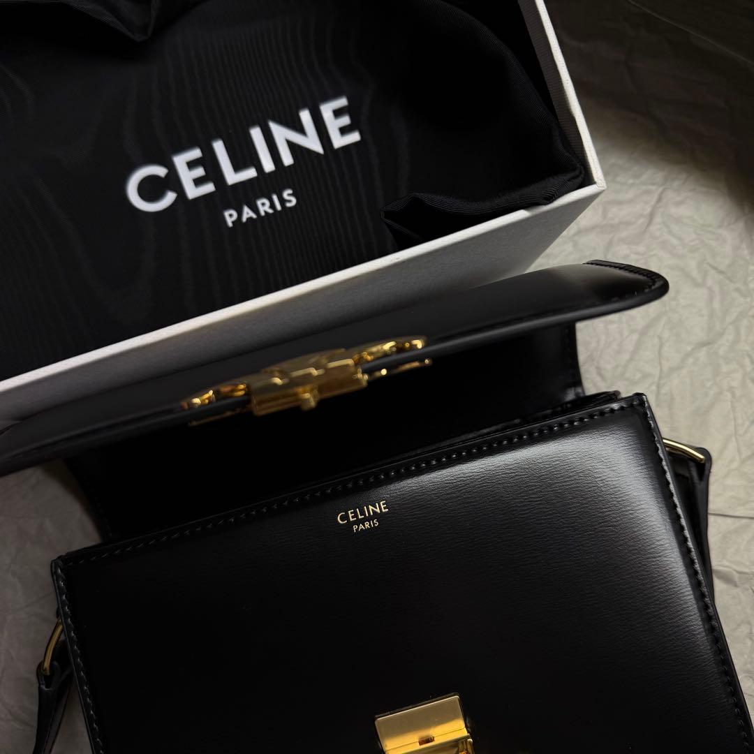 極美品✨️ブラックショルダーバッグ