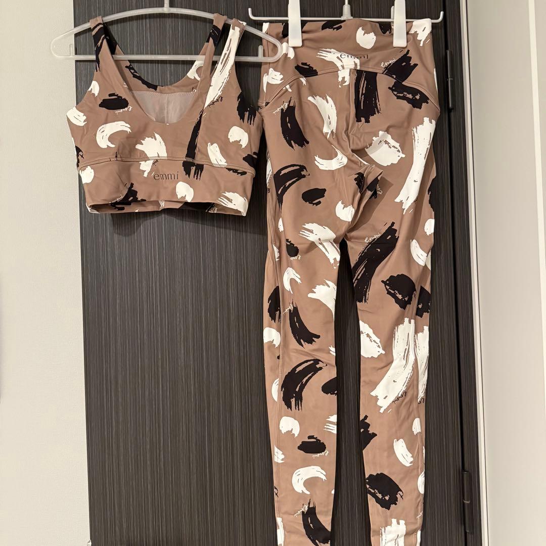 emmi yoga♡ヨガウェアセット