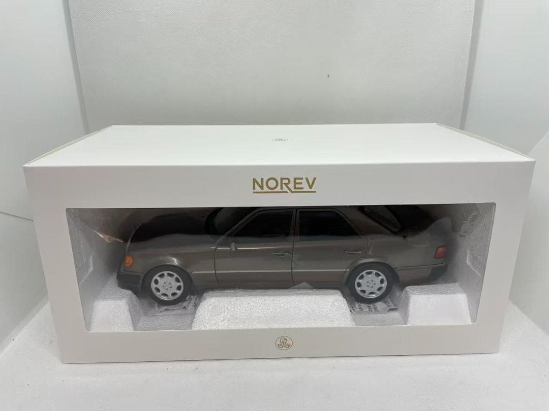 304-054 ノレブ 1/18 メルセデスベンツ 500 E 1990