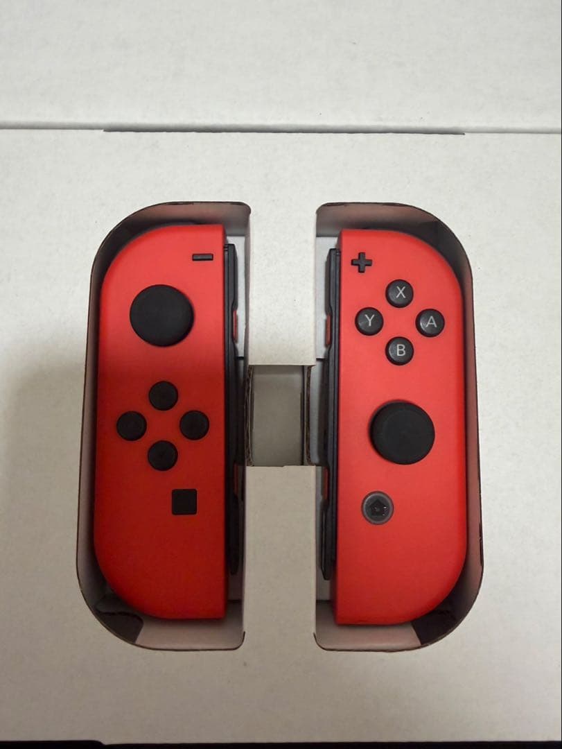 本体新品同様　Nintendo Switch 有機ELモデル マリオレッド