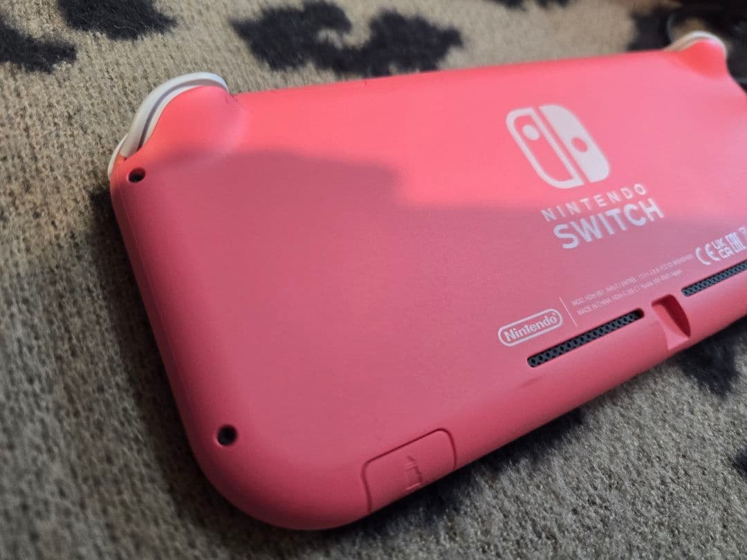 Nintendo Switch Lite ピンク 本体