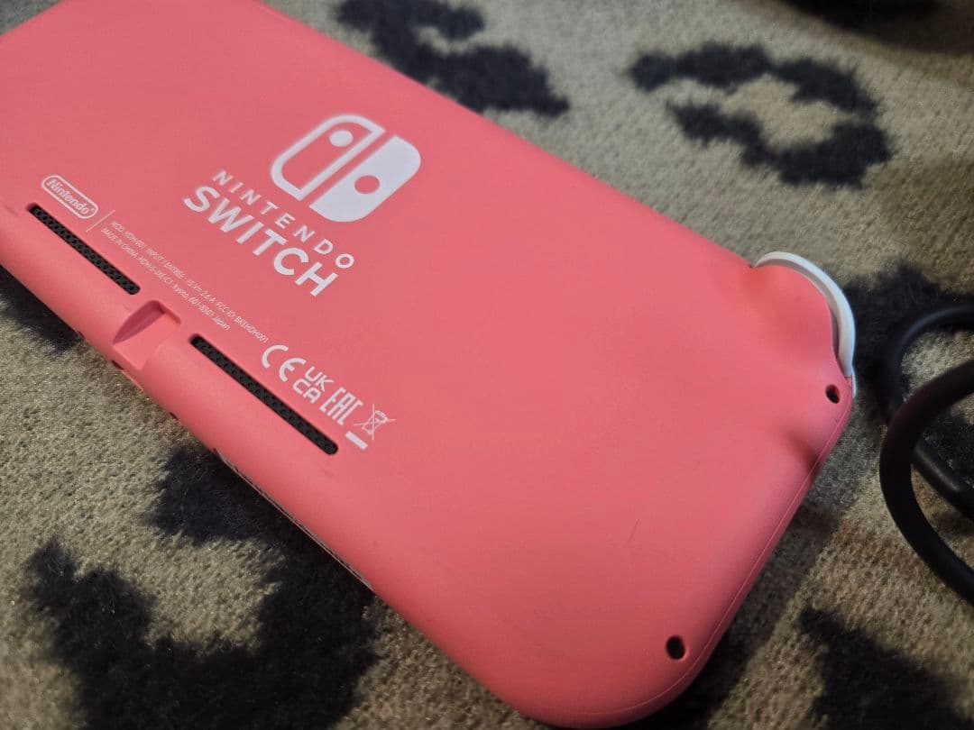 Nintendo Switch Lite ピンク 本体
