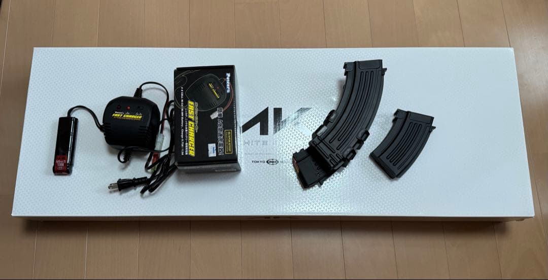 東京マルイ　次世代電動ガン AK ホワイトストーム フルセット