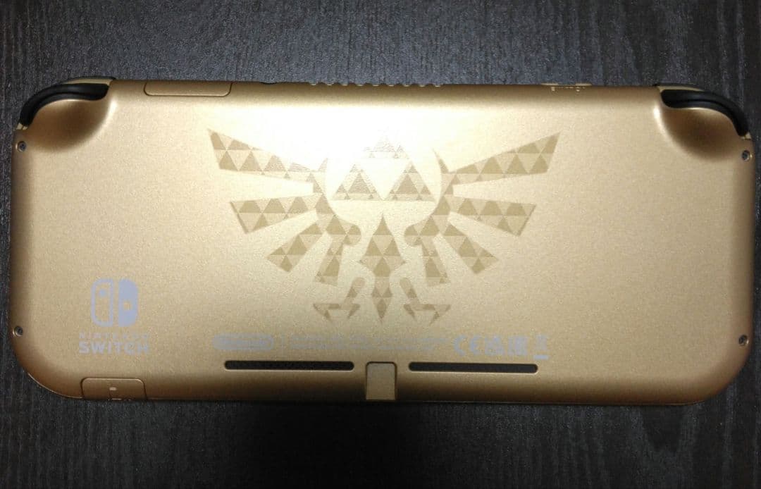 【新品同様】Nintendo Switch Lite ハイラルエディション