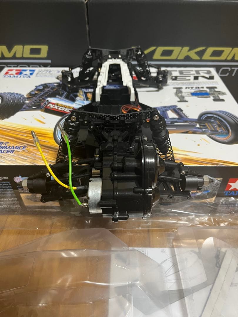 タミヤ　DT-04 オプション多数ボディー付き