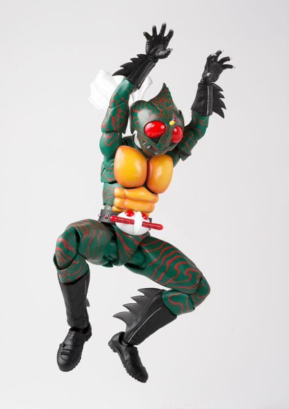 S.H.Figuarts 真骨彫製法 仮面ライダーアマゾン フィギュアーツ