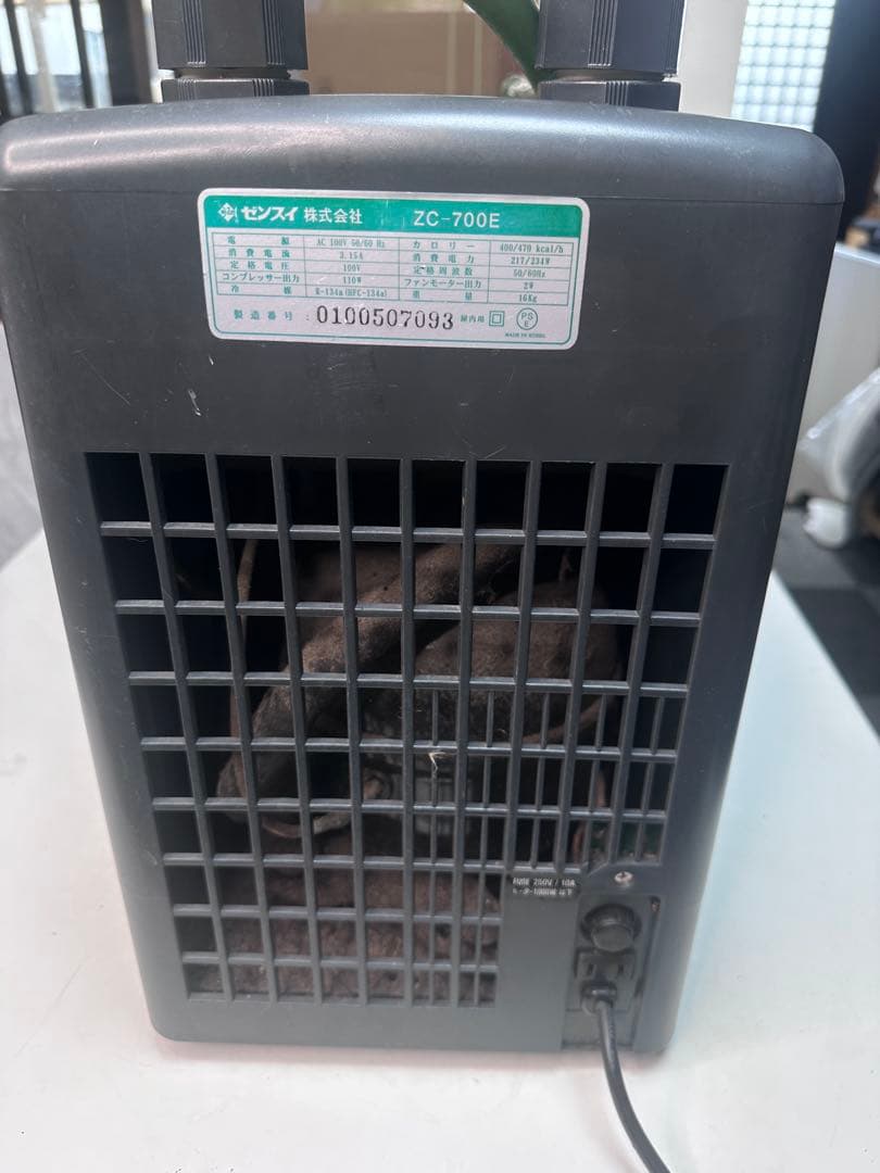 大型水槽用　ゼンスイ クーラー700e