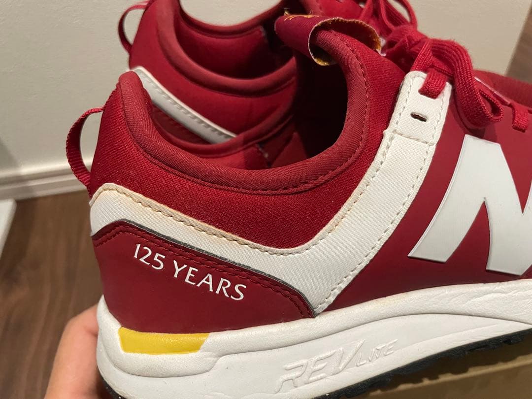 New Balance LFC 125 Years レッド