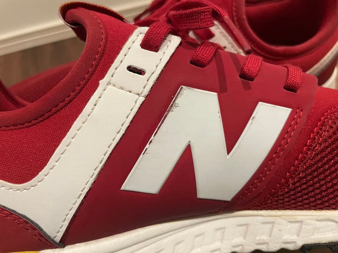 New Balance LFC 125 Years レッド
