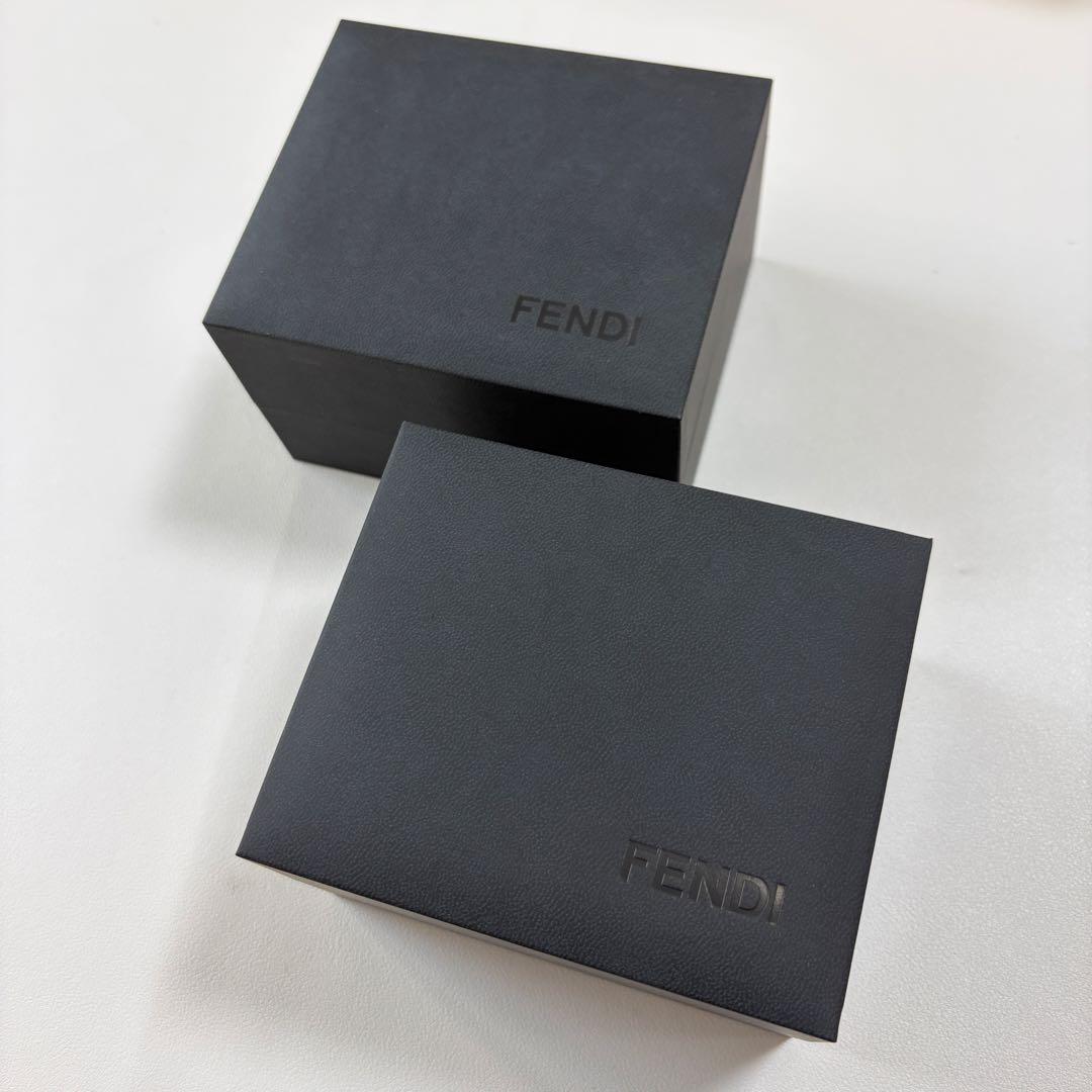 美品　フェンディ　腕時計　ウォッチ　ケース　空箱　2個セット　付属品