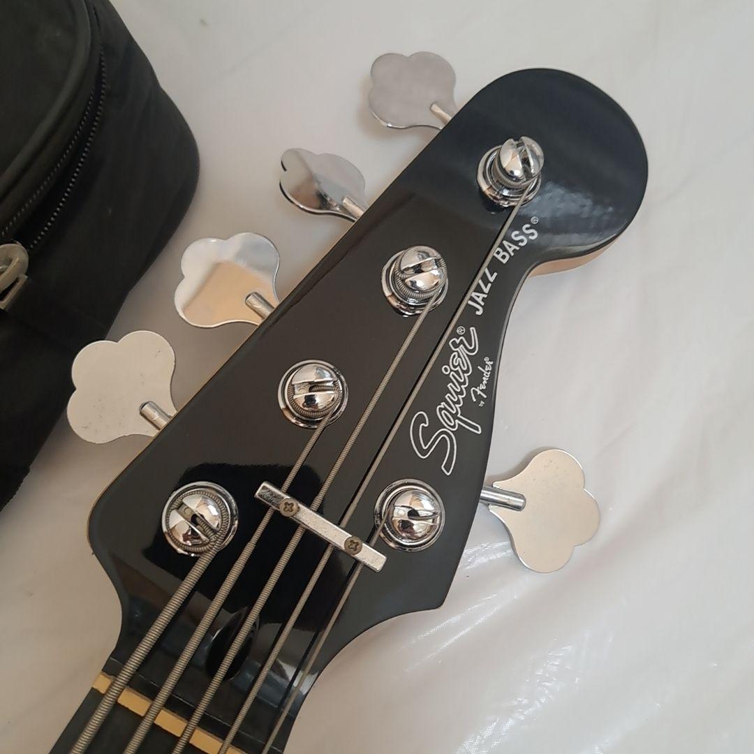 Squier Deluxe Jazz Bass Active V 5弦