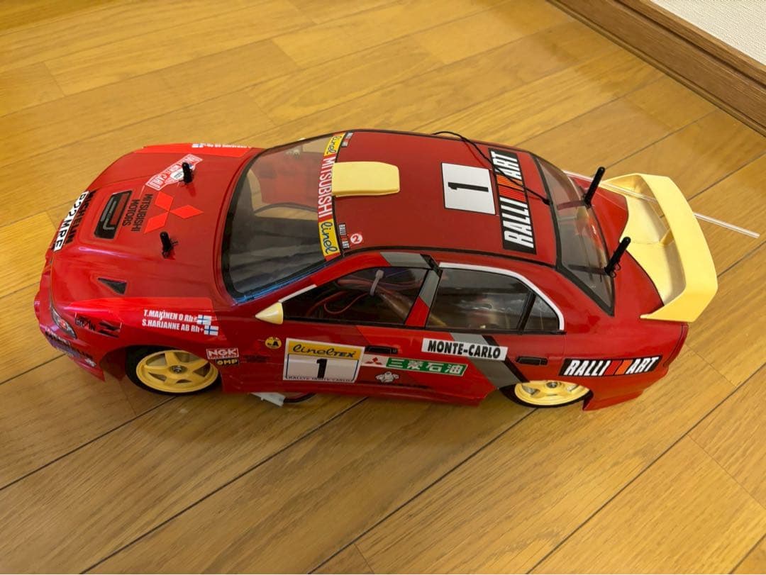 ランサーエボリューション　トミーマキネンモデル　 TAMIYA 電動RC