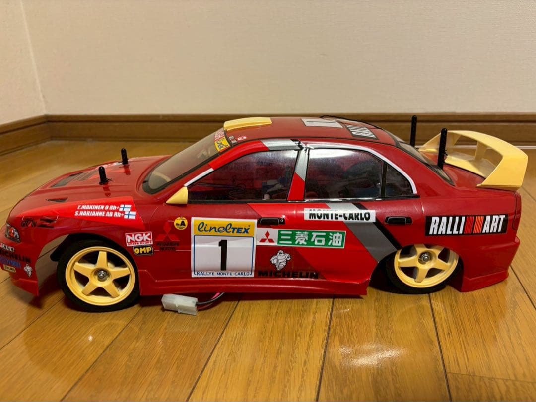 ランサーエボリューション　トミーマキネンモデル　 TAMIYA 電動RC