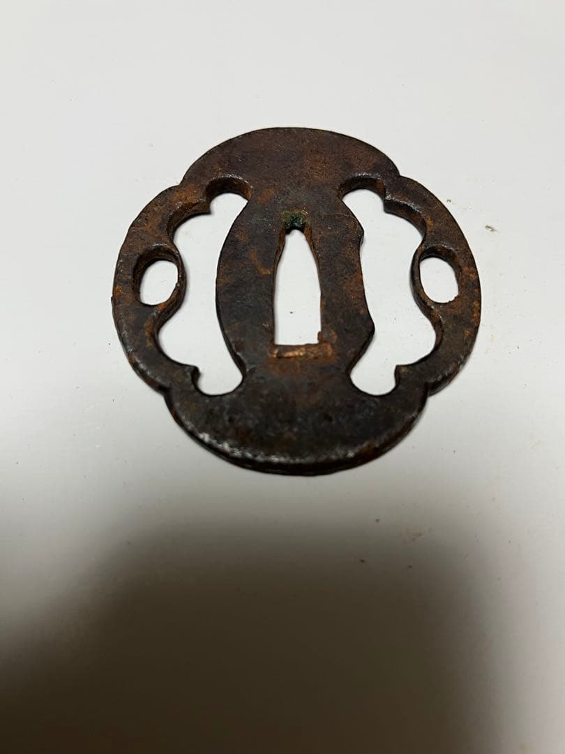 刀鍔