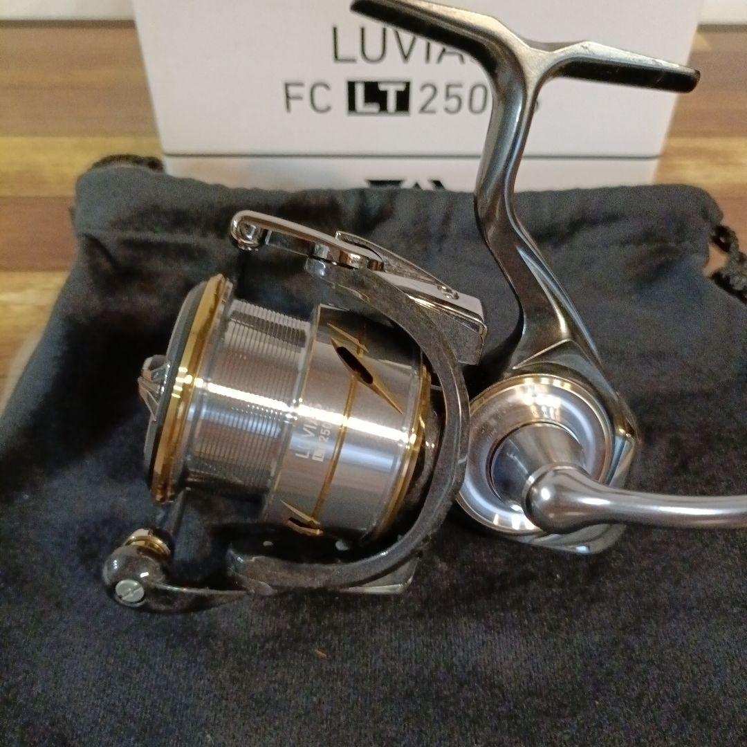 【ピロ太郎様】ダイワ ルビアス LUVIAS FC LT2500S